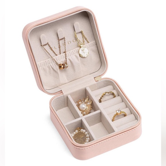 Vlando Jewelry - Vlando Travel Jewelry Case- Pink